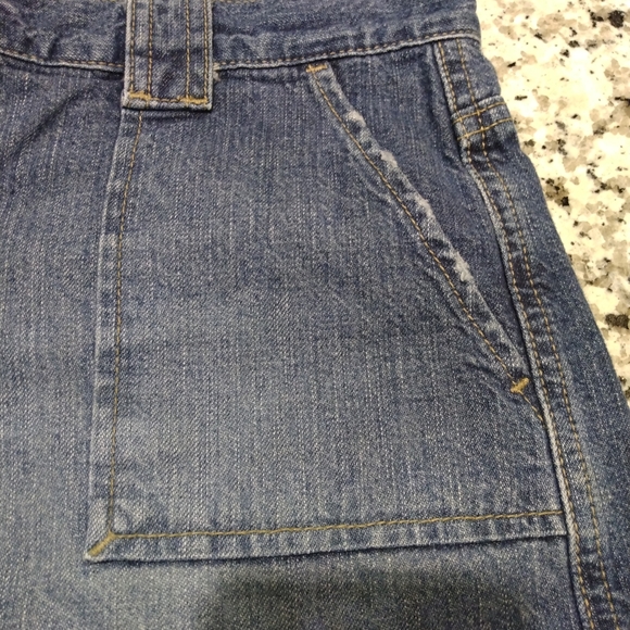 American Eagle Jean Shorts - Picture 2 of 9